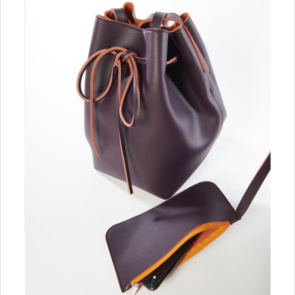 GIER NESS | Alta Bucket Bag faux leather tote bag